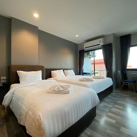 Grand Inter Hotel Samut Sakhon Rum bild