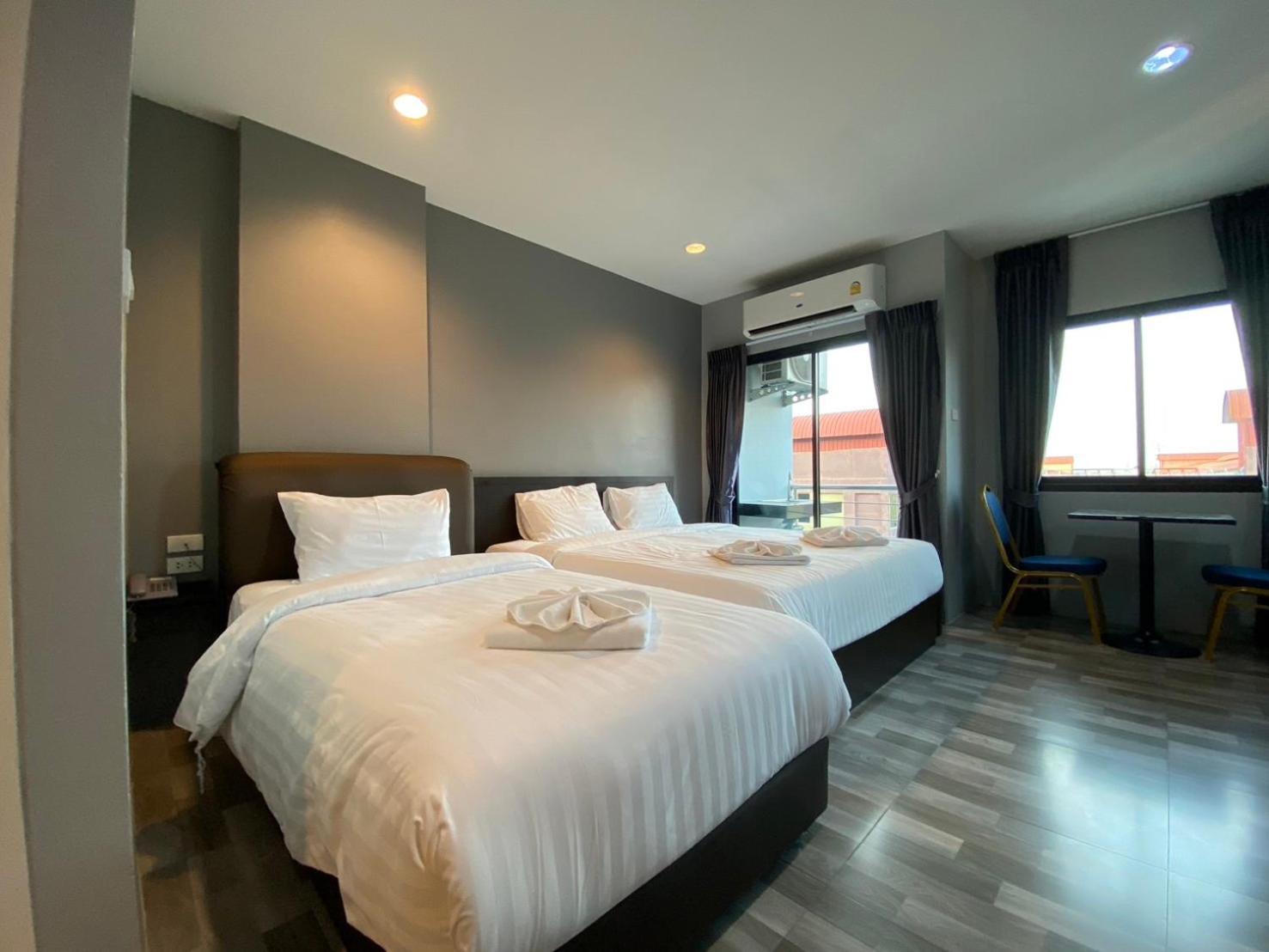 Grand Inter Hotel Samut Sakhon Rum bild